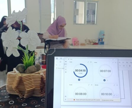 Pendampingan TOEFL Mahasiswa semester Akhir prodi PGMI