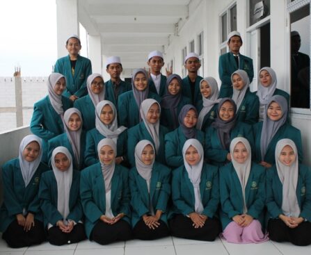 SERAH TERIMA JABATAN HMP PGMI 2024-2025