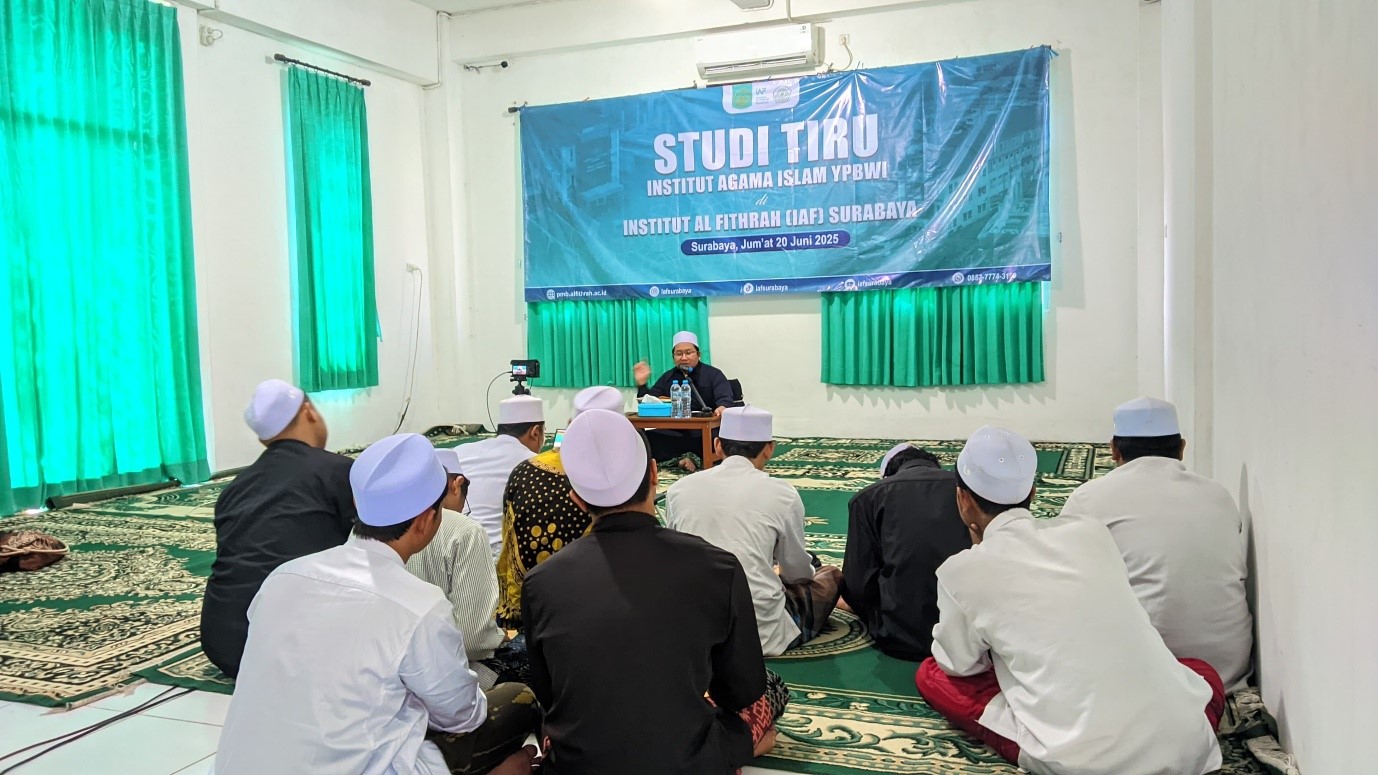 KAJIAN RUTINAN KITAB AT-TIBYAN DIGELAR DI INSTITUT AL FITHRAH
