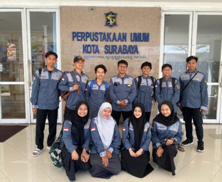 Langkah Literasi LPM SENJA: Dari Rak Buku Hingga Meja Kebersamaan