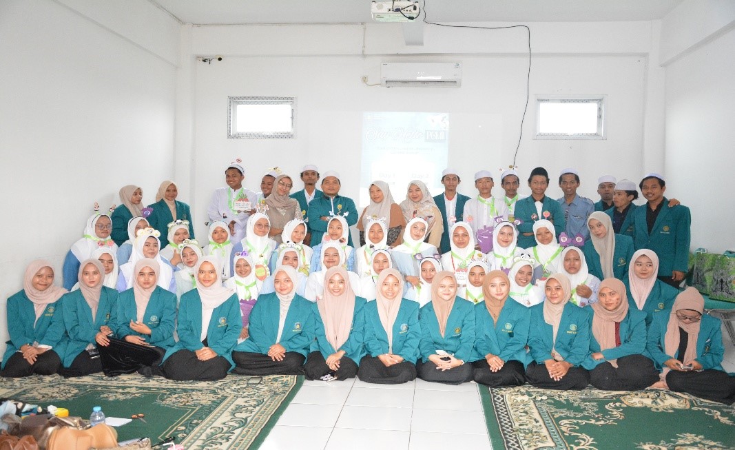 Surabaya - Himpunan Mahasiswa Program Studi Pendidikan Guru Madrasah Ibtidaiyah