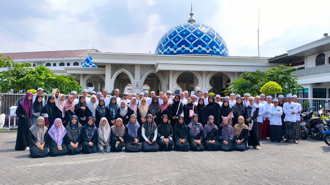 Mahasiswa Fakultas Ushuluddin dan Dakwah Gelar Ziarah Akbar