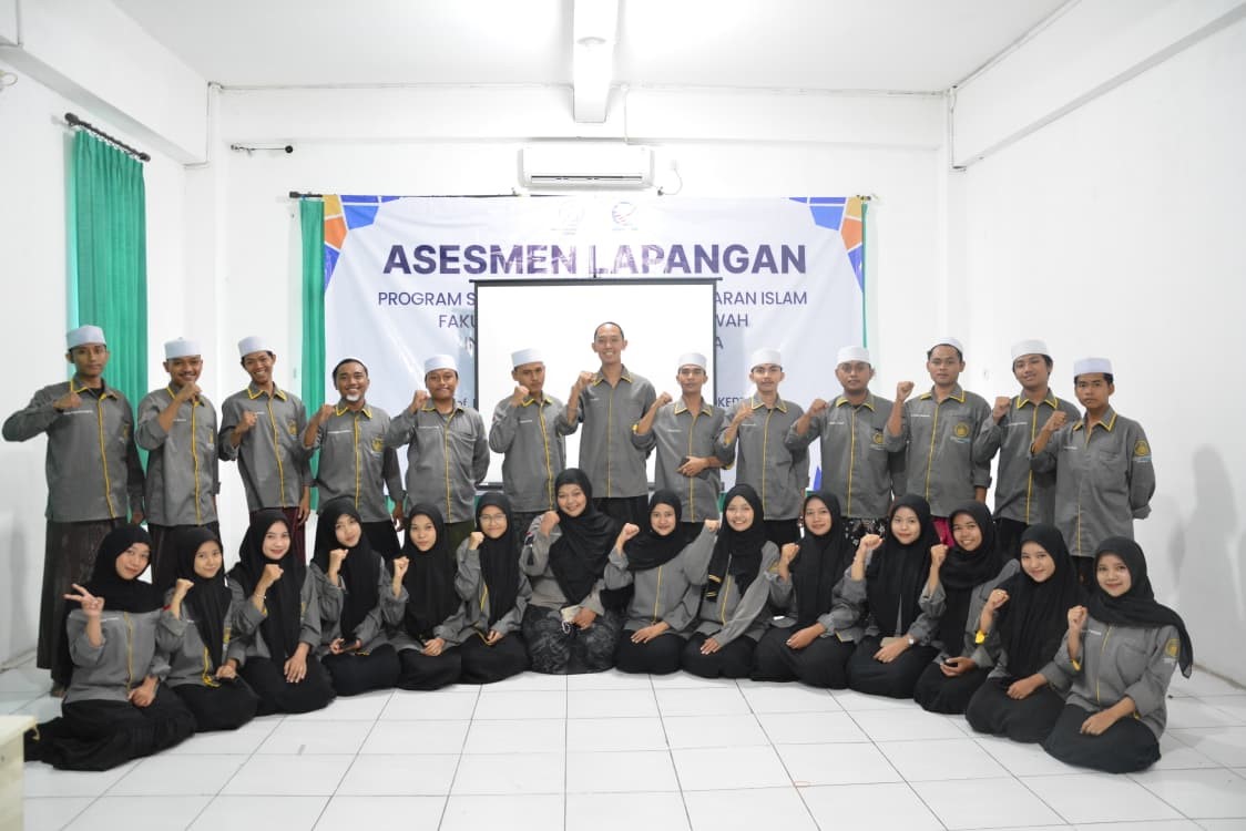 MEMBANGUN MASA DEPAN UNTUK KEBERHASILAN BERSAMA MAHASISWA PERBANKAN SYARIAH