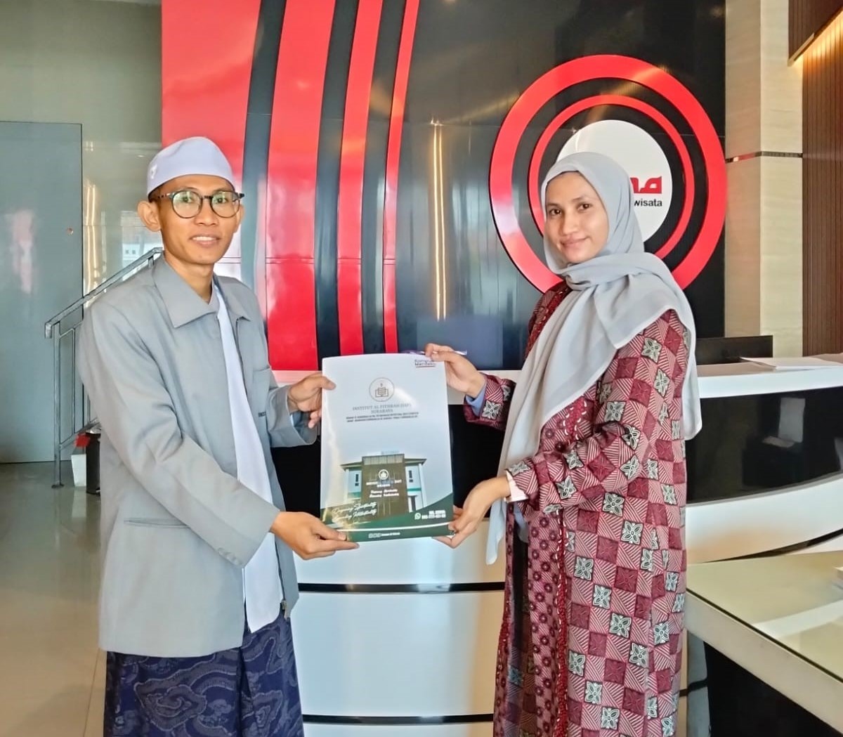 Prodi Komunikasi dan Penyiaran Islam Institut Al Fithrah Teken MOU dengan Mina Wisata Islami